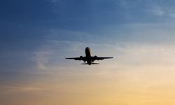 İsrail’e gitmek için Larnaka’dan kalkan uçak Lübnan hava sahasına girdi