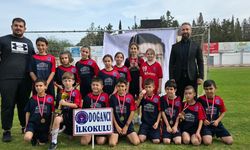 Deparlar Erdal Abit anısına atıldı