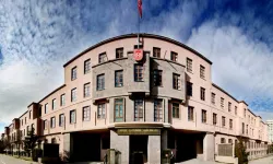 Türkiye Milli Savunma Bakanlığı: İran'dan ateşlenen füze imha edildi, mühimmat parçaları Gaziantep'e düştü