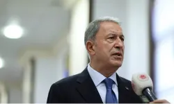 Hulusi Akar'dan sert tepki: Ateşle oynayan ya kendini yakar ya evini!