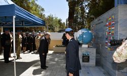 Guterres, Ledra Palace Otel önündeki BM anıtına çelenk koydu