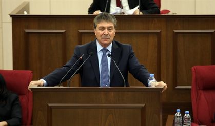 Başbakan Üstel, disiplin tüzüğü değişikliğinin geri alındığını açıkladı