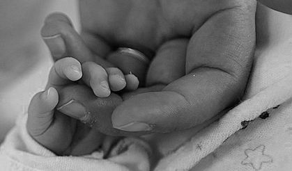 Güney Kıbrıs’ta 3 buçuk aylık bebek yoğun bakımda: Ailesi tutuklandı