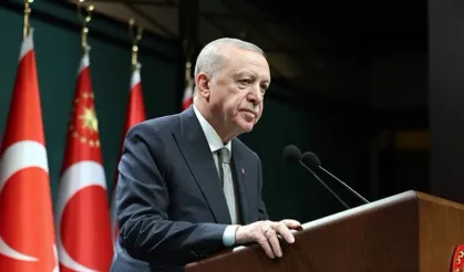 Erdoğan'dan bayrak indirme provokasyonuna tepki: Bayrağımıza uzanan kirli elleri bulup, hesap soracağız