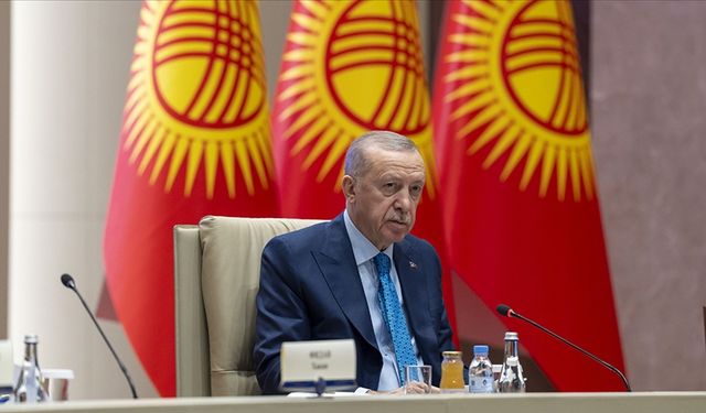 Erdoğan: Kıbrıs'ta adil çözüm için Türk dünyasına sorumluluk düşüyor