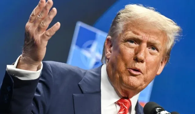Trump: Sahte muhabirler derhal kovulmalı!