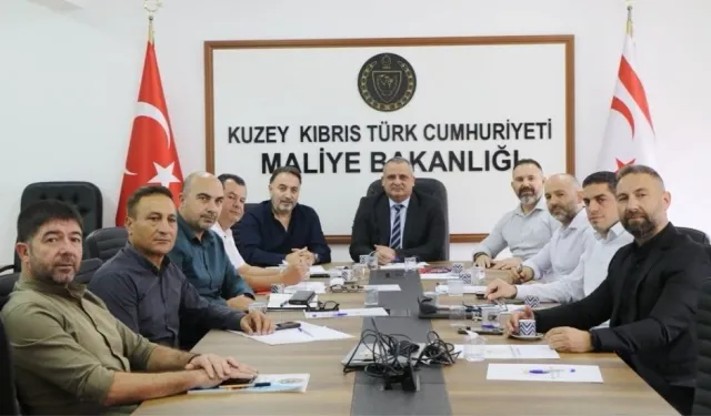 Kamuda yetkili 5 sendika Maliye Müsteşarı ile bir araya geldi