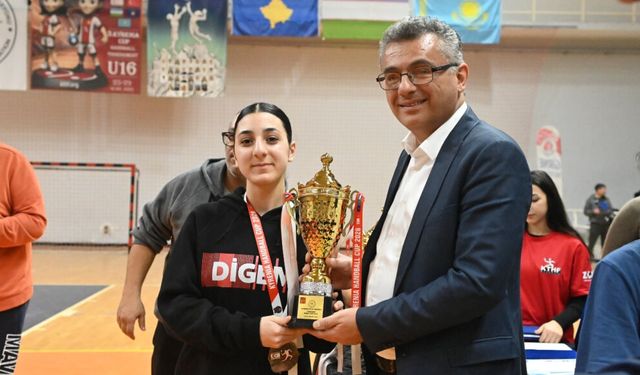 Kyrenia Cup’ta kadın ve erkeklerde şampiyon Özbekistan