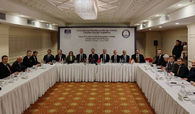 Özçınar, Gaziantep’teki TDBB Yönetim Kurulu toplantısına katıldı