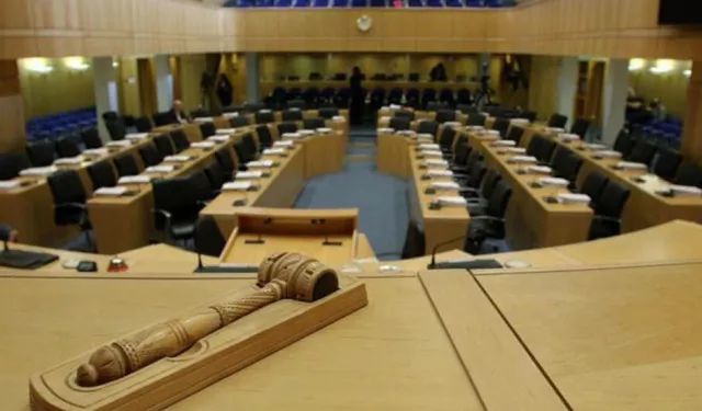 Güney Kıbrıs’ta milletvekili seçim takvimi dün başladı: Adaylar en fazla 25 bin Euro harcayabilecek