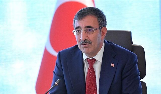 Yılmaz, Kıbrıslı Türklere taş ve patlayıcı madde atılmasını kınadı