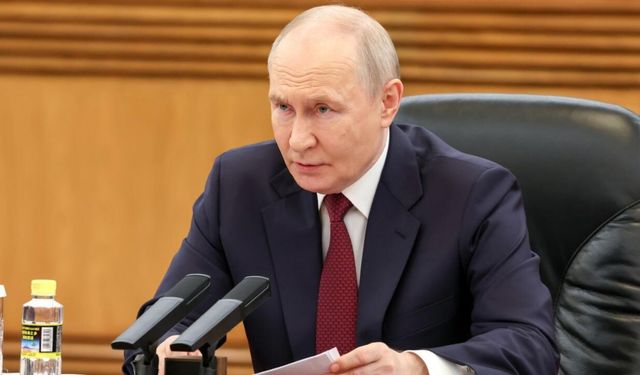 Putin, Rus gemilerine el koyma girişimlerine karşılık vermeyi emretti