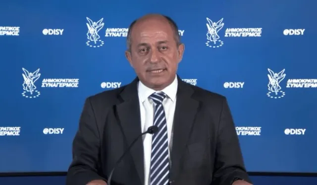 Rum Komite Başkanı Karullas: Güney Kıbrıs, Türkiye'nin AB sürecine engel değil