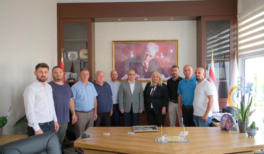 Türkiye Lefkoşa Büyükelçisi Başçeri, Mehmetçik Büyükkonuk Belediye Başkanı Tuğlu’yu ziyaret etti
