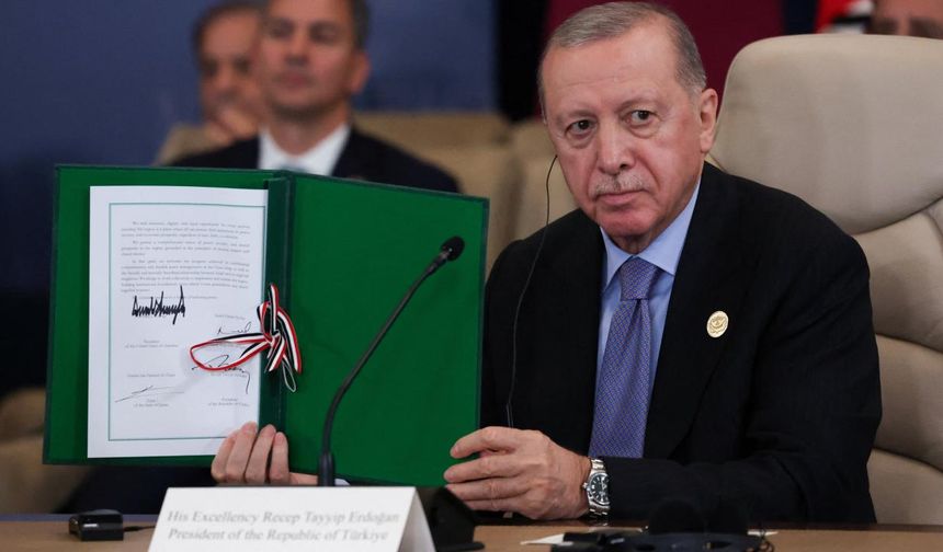 Gazze'de barış için tarihi imza