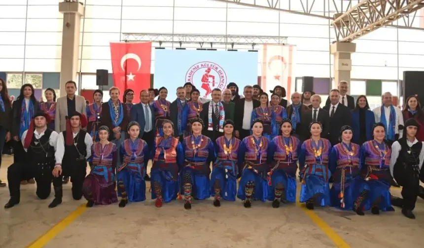 Karadeniz rüzgârı: Hamsi Festivali’ne yoğun ilgi