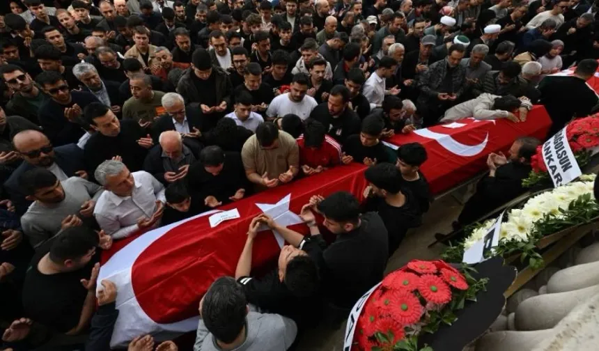 Türkiye evlatlarını uğurladı