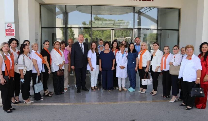 Zerrin Üstel’den çocuklara anlamlı ziyaret