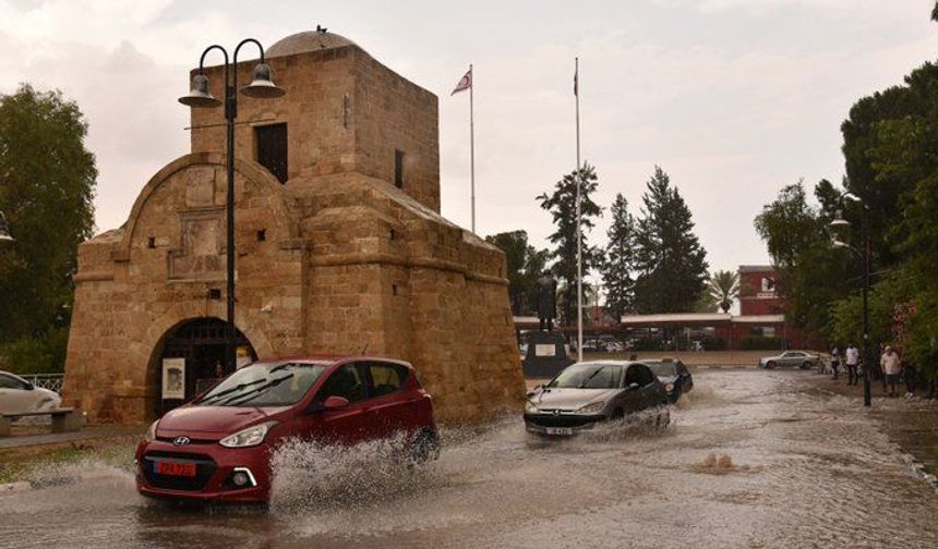 Yarından itibaren üç gün sağanak yağış bekleniyor