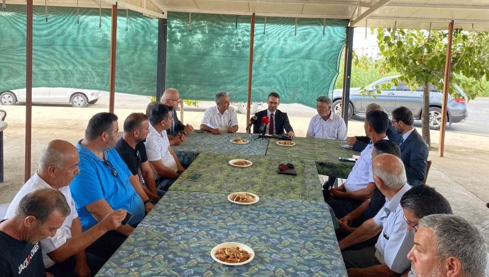 Yasin Ekrem Serim, Gazimağusa'da muhtarlar ile bir araya geldi