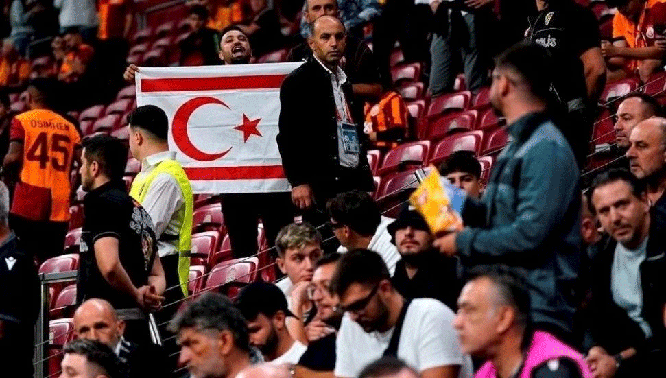 RAMS Park’ın her köşesinde KKTC bayrağı